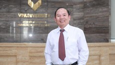 GS. Huỳnh Đình Chiến (Viện Khoa học Sức Khoẻ, trường Đại học VinUni). (Ảnh: VinUni)