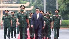 Thủ tướng Phạm Minh Chính đến dự Lễ khai giảng năm học 2021-2022 của Học viện Quốc phòng. (Ảnh: TTXVN)