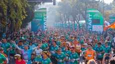 Hơn 10.000 VĐV tranh tài tại 4 cự ly trong tiết trời thu mát mẻ.