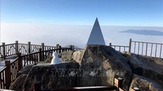 ĐỈnh Fansipan đã bắt đầu xuất hiện sương muối do nhiệt độ giảm xuống dưới 0 độ C. Ảnh tư liệu: Quốc Khánh/TTXVN