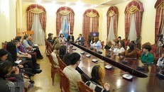 Toàn cảnh buổi sinh hoạt. (Ảnh: Quang Vinh/TTXVN)