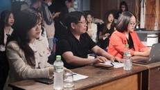 Ban Giám khảo chân thành đưa ra những nhận xét hữu ích dành cho thí sinh.