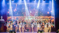 Nghe nữ sinh Báo chí thi ứng xử: Đã tai với câu trả lời “nuốt mic”, sử dụng song ngữ cực chất