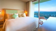 Phòng ngủ ấm cúng, hiện đại trong FLC Sầm Sơn.