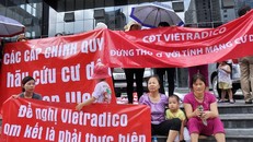 Cư dân 'biểu tình', chung cư xuống giá, mất thanh khoản