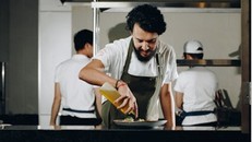 Bếp trưởng Alonso tại nhà hàng Cococita – Cocobay Đà Nẵng