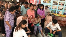 Vinamilk chăm sóc sức khoẻ cho gần 2000 người cao tuổi