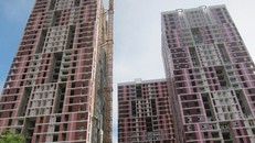 Các chủ đầu tư mua lại dự án thường gặp rất nhiều khó khăn trong việc thỏa thuận với các khách hàng cũ. Ảnh: P