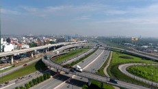 Giá căn hộ và bất động sản liền thổ tại TP HCM đã thiết lập mặt bằng giá mới cao ngất ngưỡng trong giai đoạn 2012-2017. Ảnh:Vũ Lê