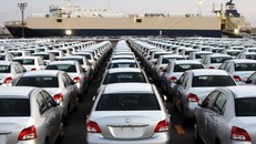 Hãng ngoại ngừng xuất khẩu xe, Việt Nam có khan hiếm?