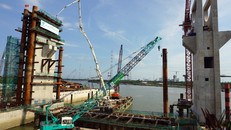 Dự án chống ngập 10.000 tỷ gồm 6 cống ngăn triều khổng lồ và xây dựng tuyến đê dài với diện tích ảnh hưởng khoảng 100 ha. Ảnh: Hữu Công.