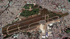 Sân bay Tân Sơn Nhất nhìn từ trên cao. Ảnh: Google maps