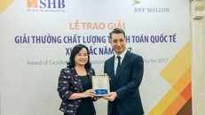 SHB 8 năm liên tiếp được vinh danh ngân hàng có dịch vụ thanh toán quốc tế xuất sắc ​