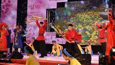 NHK (Nhật Bản) truyền hình trực tiếp chương trình Sadamasashi từ Lễ hội hoa anh đào Hà Nội 2019 ​