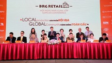 Đại diện các nhà cung cấp tiêu biểu tham gia ký kết với BRG Retail tại Hội nghị