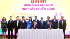 Dưới sự chứng kiến của ông Lê Minh Hoan, Ủy viên BCH Trung ương Đảng, Bí thư Tỉnh ủy Đồng Tháp, ông Đỗ Quang Hiển, Chủ tịch HĐQT kiêm Tổng Giám đốc Tập đoàn T&T Group và ông Nguyễn Văn Dương, Chủ tịch UBND tỉnh Đồng Tháp đã tiến hành ký kết thoả thuận hợp