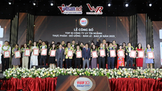 Các DN nhận giải thưởng Top 10 Cty uy tín Ngành thực phẩm- đồ uống - bán lẻ - bao bì năm 2023.