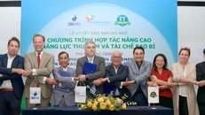 FrieslandCampina Việt Nam bắt tay cùng công ty Giấy Đồng Tiến Bình Dương và công ty Cơ khí Xây dựng Trường Thịnh nâng cao năng lực thu gom và tái chế bao bì, chủ động thực thi EPR 