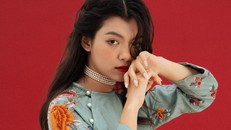 The Oriental Queen- Bộ sưu tập áo dài Tết khiến chị em “thần hồn điên đảo” 