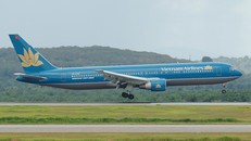 Vietnam Airlines có thể lỗ tới 30 ngàn tỷ đồng, đề nghị áp dụng phụ thu nhiên liệu hàng không đối với vé máy bay nội địa