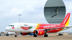 Con rắn xuất hiện trong khoang hành khách khiến máy bay phải quay đầu, tạm hoãn chuyến bay để xử lý. 