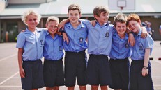 Hai mặt của đồng phục trường học