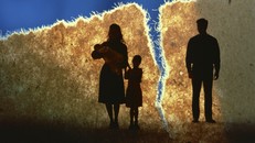 Ly hôn khi vẫn còn yêu