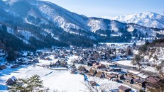 Làng lịch sử Shirakawa-go và Gokayama