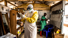 Hy vọng mới đẩy lùi dịch bệnh Ebola