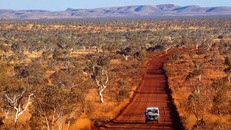 Đi tìm nước Úc đã mất