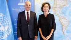 Ông Alain Berset và Bà Audrey Azoulay tại Paris (Ảnh: Christelle ALIX).