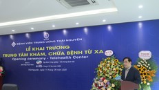 PGS.TS Lương Ngọc Khuê, Cục trưởng Cục Quản lý Khám, chữa bệnh phát biểu tại buổi khai trương Trung tâm Khám chữa bệnh từ xa-BV Trung ương Thái Nguyên.