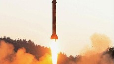 Hình ảnh một vụ phóng tên lửa của Triều Tiên