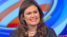 Sanders là nữ phát ngôn thứ ba của Nhà Trắng từ khi có vị trí này từ năm 1929