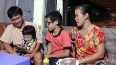 Gia đình hạnh phúc của anh Viên chị Hải