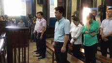 Các bị cáo tại tòa