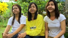 Khuôn mặt dị dạng sau khi tiêm filler giá rẻ của ba cô gái. Ảnh: GMA