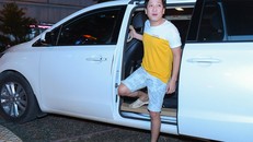 Trường Giang chủ động đền bù cho tài xế bị đâm nhưng không nói lời xin lỗi