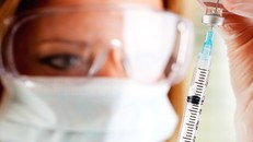 Nhiều bà mẹ ở Mỹ không muốn cho con tiêm vacxin