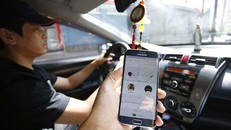 Tranh luận nóng, vẫn chưa định danh Uber, Grab