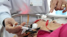 Hà Nội: Rét đậm dưới 9 độ C, số người nhập viện vì méo mồm, trợn mắt gia tăng