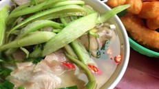 Loại rau tưởng lành mà có thể gây ngộ độc, thậm chí tử vong