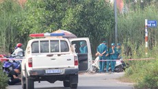 Công an khám nghiệm hiện trường