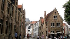 Một góc phố yên bình ở Bruges (Bỉ) 