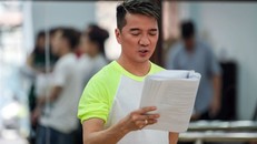 Đàm Vĩnh Hưng đóng vai Ngọc Hoàng trong Táo quân