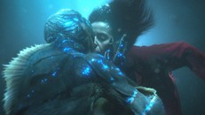 Một cảnh trong phim "The Shape of Water"