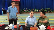 Họp báo vụ cháy 13 người chết: Cửa ngăn cháy bị... chèn đá!