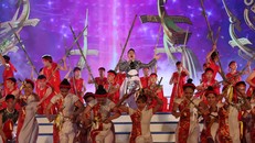 Hơn 20 ngàn người dự Lễ hội Du lịch biển Sầm Sơn 2018