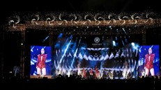 Tóc Tiên đầy nóng bỏng và cá tính với âm nhạc bắt tai và vũ đạo quyến rũ