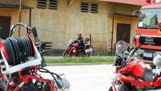 Cận cảnh siêu moto chữa cháy của lính cứu hoả Việt Nam